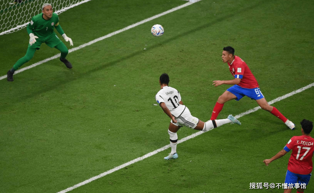 德国客场逆转捷克，继续领跑小组