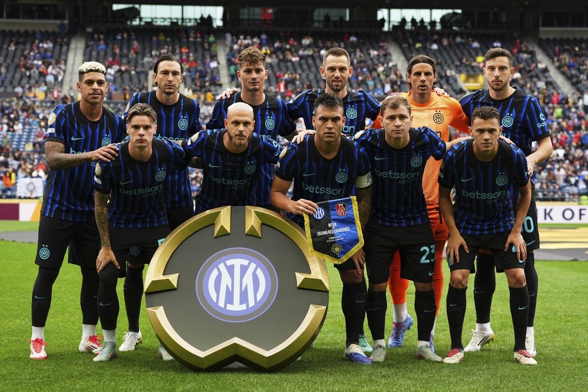 曼彻斯特城完胜对手,锁定下一轮资格 曼彻斯特城完胜对手,锁定下一轮资格