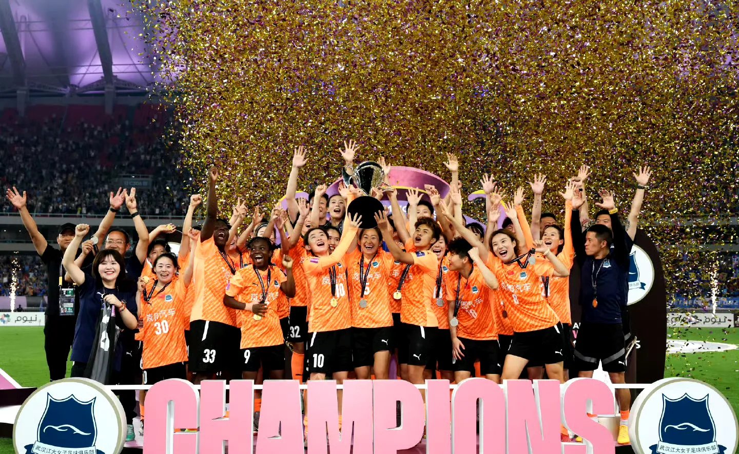 世界舞台上的热门竞技团队斩获大胜！