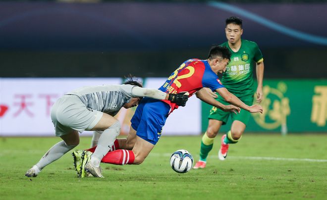 湖南队逆转击败内蒙古队，惊险晋级