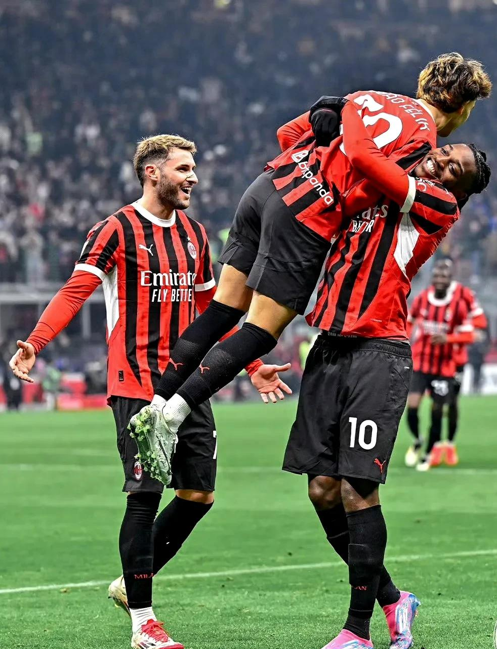 意大利队大胜立陶宛，晋级前景一片光明的简单介绍