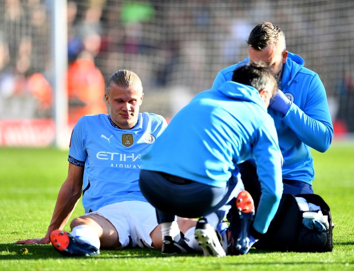 开云体育官网-曼城锋线猛烈，轻松击败对手