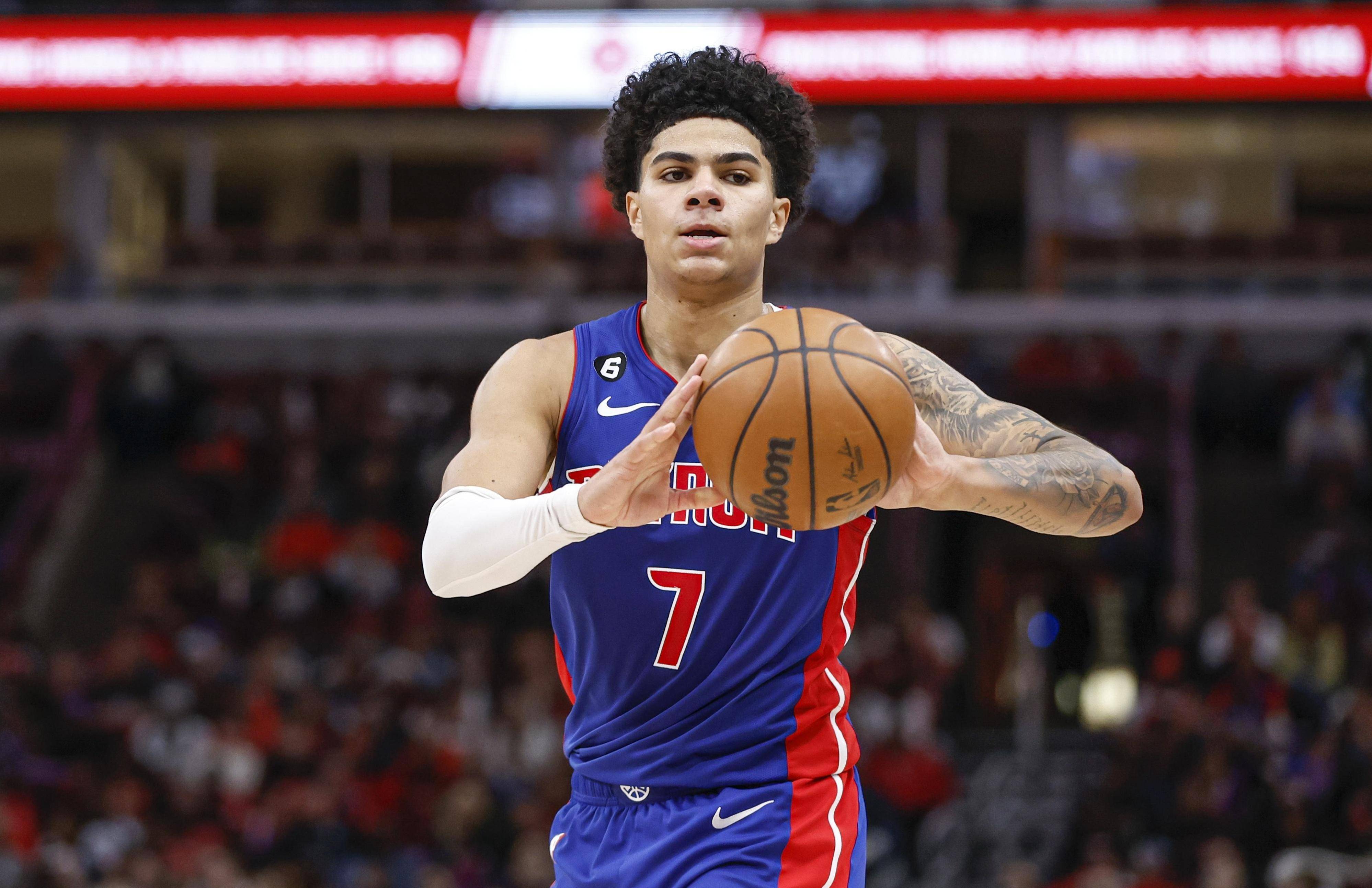 开云体育网页版入口-快船再胜凯尔特人，紧追领先