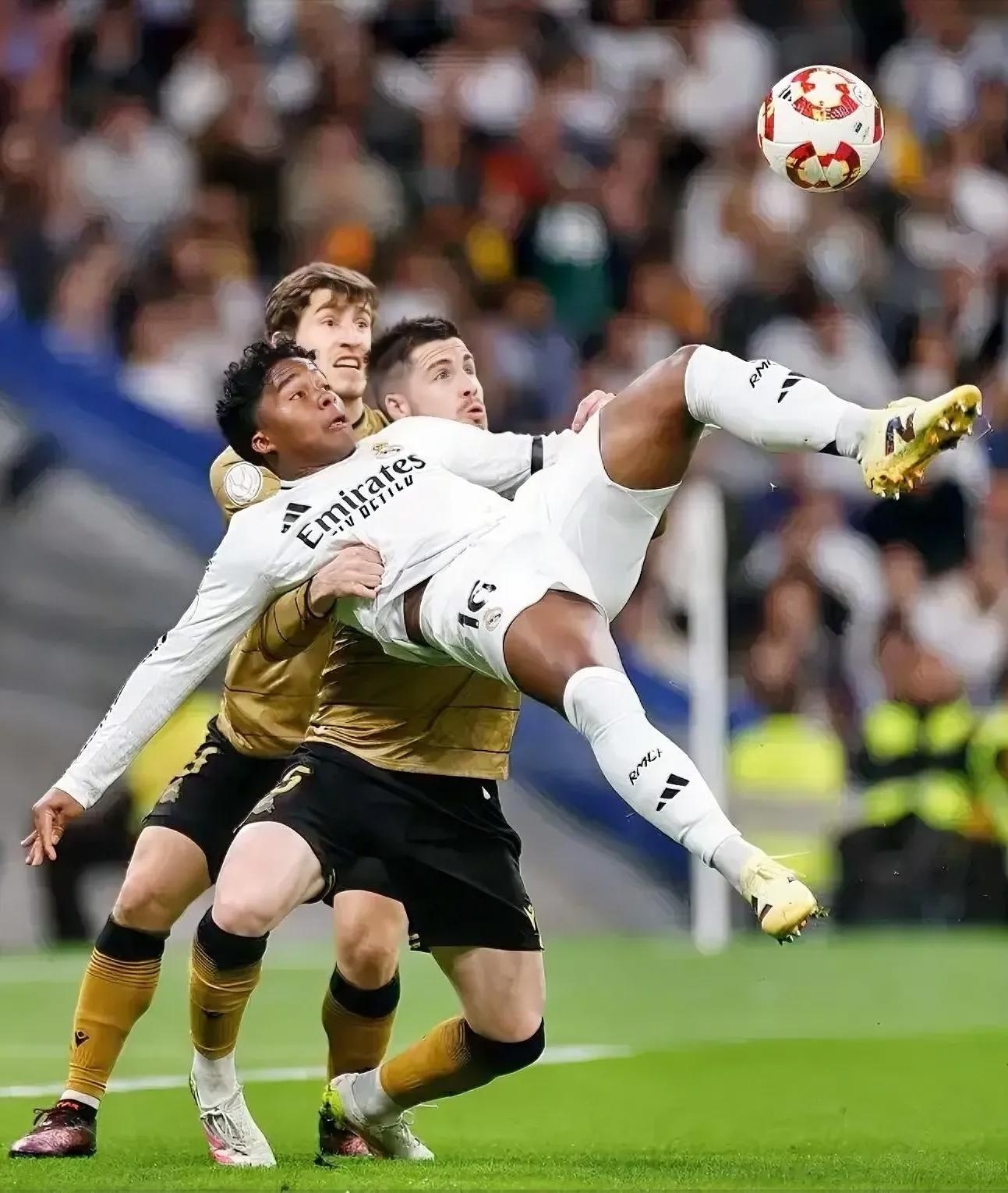 皇马再次轻松击败马德里竞技 皇马再次轻松击败马德里竞技